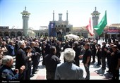 عرض ارادت دسته‌جات عزاداری امام صادق (ع) در حرم حضرت معصومه(س)