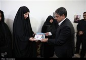 تقدیر استاندار اردبیل از صبر خانواده شهدای جنگ رمضان گرمی