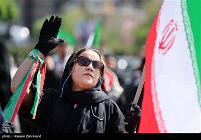  تجمع مردمی «مکتب شهادت» همزمان با سالروز شهادت امام جعفر صادق(ع) در میدان جمهوری اسلامی