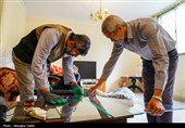 گروه های جهادی پای کار بازسازی خانه های آسیب دیده در جنگ