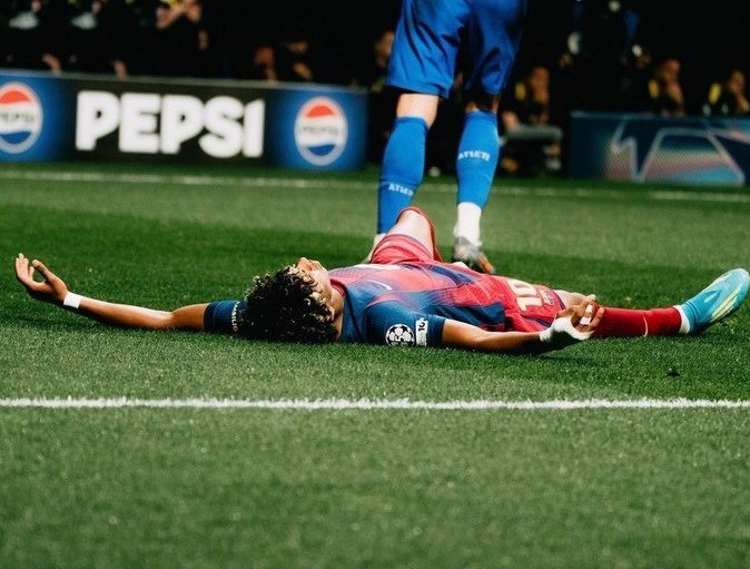 تیم فوتبال بارسلونا , تیم فوتبال اتلتیکو مادرید اسپانیا , لامین یامال , لیگ قهرمانان اروپا , 