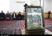 تجلیل استاندار از خانواده شهدای جنگ رمضان پارس‌آباد