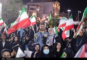 اجتماع بوشهری‌ها در موج 46 و معرفی چهره برتر هنر انقلاب اسلامی استان