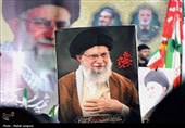 یک میدان، یک نصف‌جهان