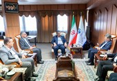 تسریع در پرداخت مطالبات مراکز درمانی استان مرکزی ضروری است
