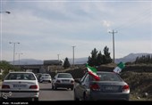 رژه خودرویی کاشانی‌ها به مجتمع احمدی‌روشن/تاکید بر احقاق حق هسته‌ای