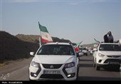 رژه خودرویی کاشانی‌ها به مجتمع احمدی‌روشن/تاکید بر احقاق حق هسته‌ای