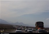 رژه خودرویی کاشانی‌ها به مجتمع احمدی‌روشن/تاکید بر احقاق حق هسته‌ای