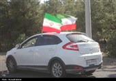 رژه خودرویی کاشانی‌ها به مجتمع احمدی‌روشن/تاکید بر احقاق حق هسته‌ای