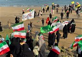 پیاده‌روی جان‌فدایان ایران در سواحل قشم؛ همبستگی ملی در تنگه هرمز
