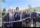 افتتاح بوستان شهدای جنگ رمضان و غرس 1000 نهال در اردبیل