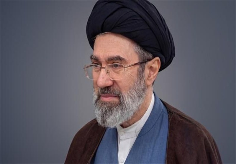 Leader Releases Message on Iran’s Army Day