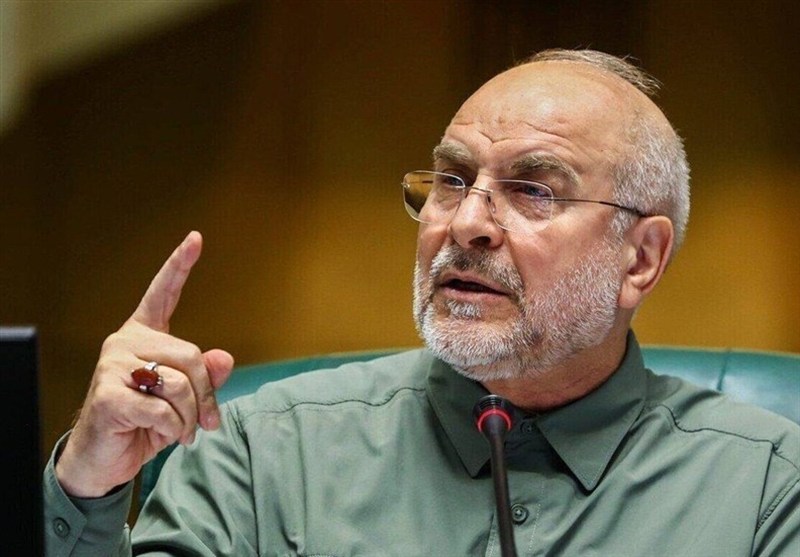 Galibaf: ABD Ablukayı Sürdürürse, Hürmüz Boğazı'nda Geçiş Kesinlikle Kısıtlanacak