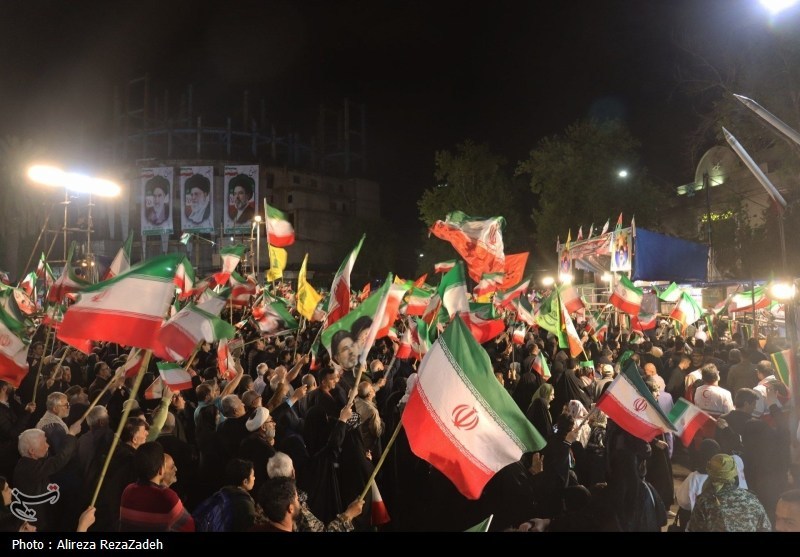 حضور باشکوه مردم بندرعباس در حماسه خیابان همچنان ادامه دارد