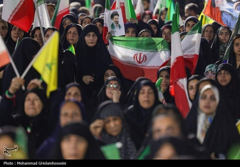 پنجاهمین شب حضور و میدان داری پر شور مردم