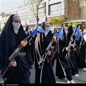 اجتماع دختران جان بر کف ایران در سرزمین آفتاب