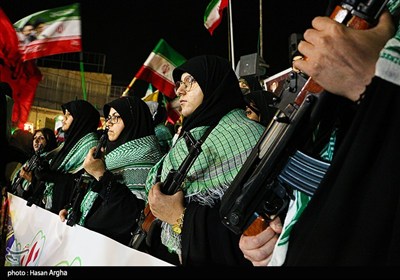اجتماع «دختران جان‌فدای ایران» در شهرکرد