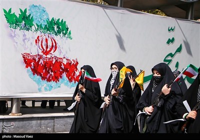 اجتماع دختران جان فدای ایران در تبریز