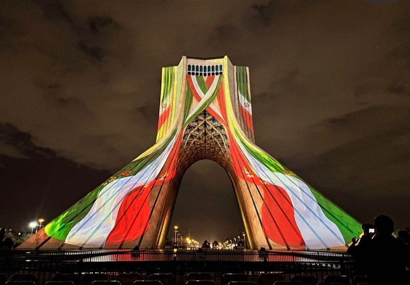 سالن برج آزادی , مدرسه شجره طیبه میناب , 