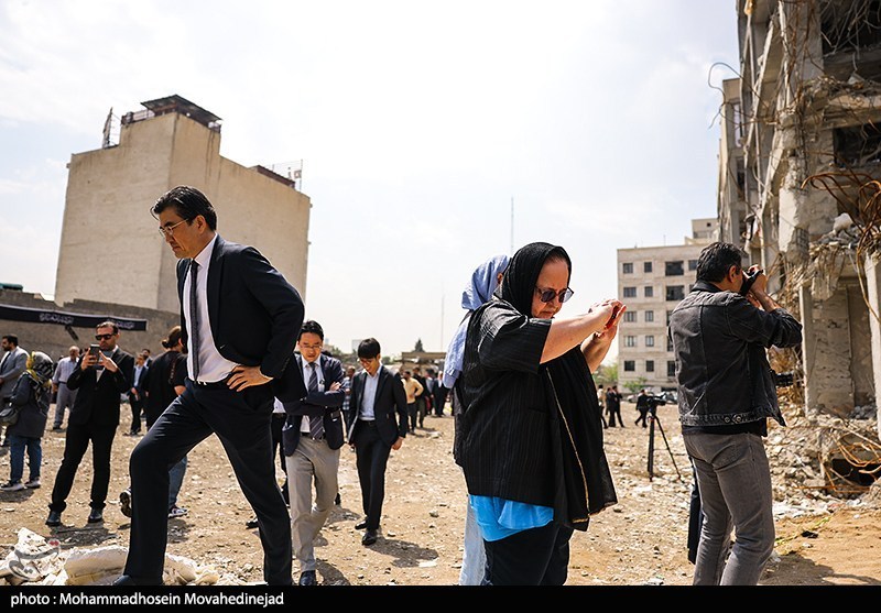 بازدید سفرا از مناطق آسیب دیده در تهران