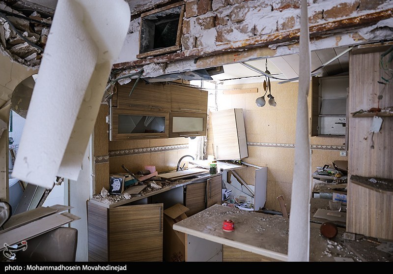 بازدید سفرا از مناطق آسیب دیده در تهران