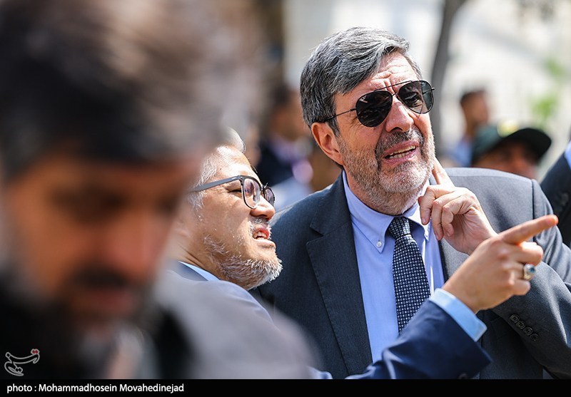 بازدید سفرا از مناطق آسیب دیده در تهران