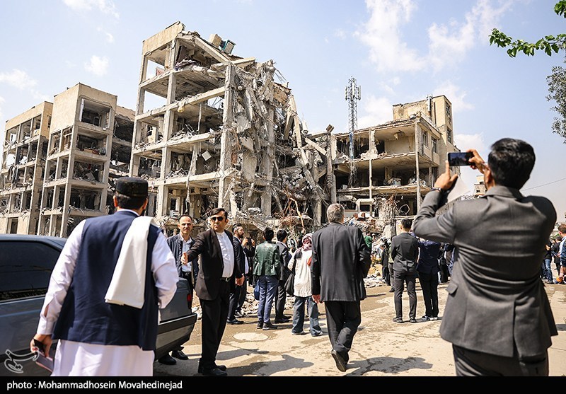 بازدید سفرا از مناطق آسیب دیده در تهران