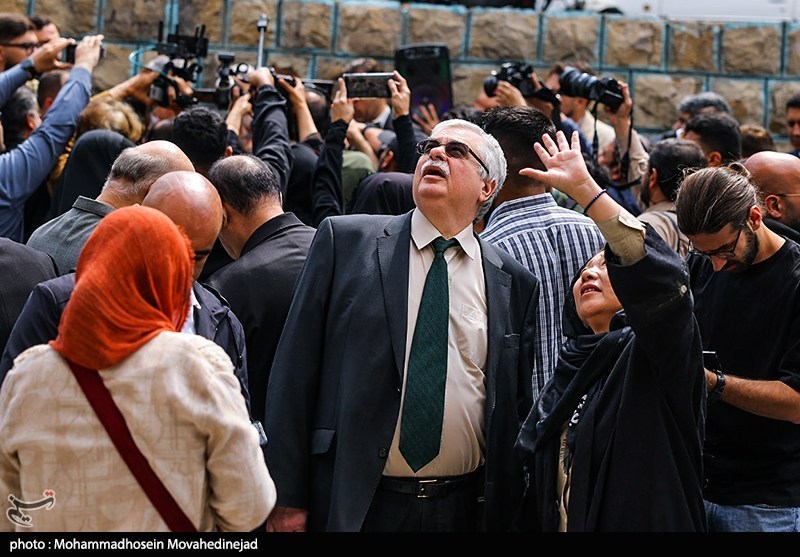 بازدید سفرا از مناطق آسیب دیده در تهران