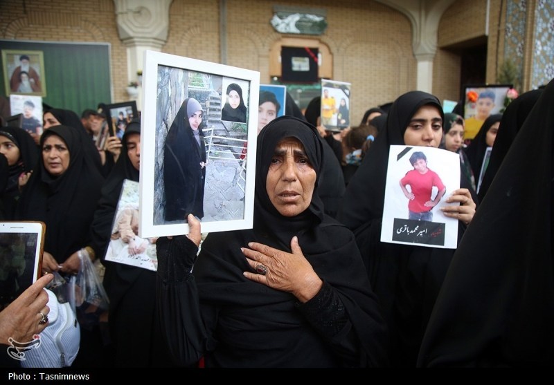 پاسخ مادران شهدای میناب به ترامپ جنایتکار