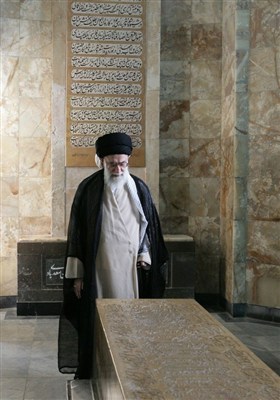 پیام رهبر انقلاب به دختران ایران