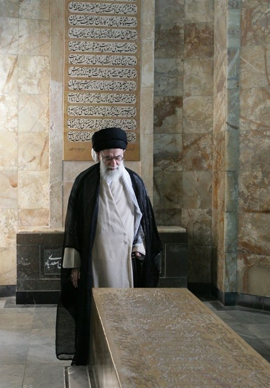پیام رهبر انقلاب به دختران ایران