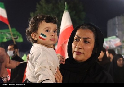 مادران با سربازان در گهواره به میدان آمدند