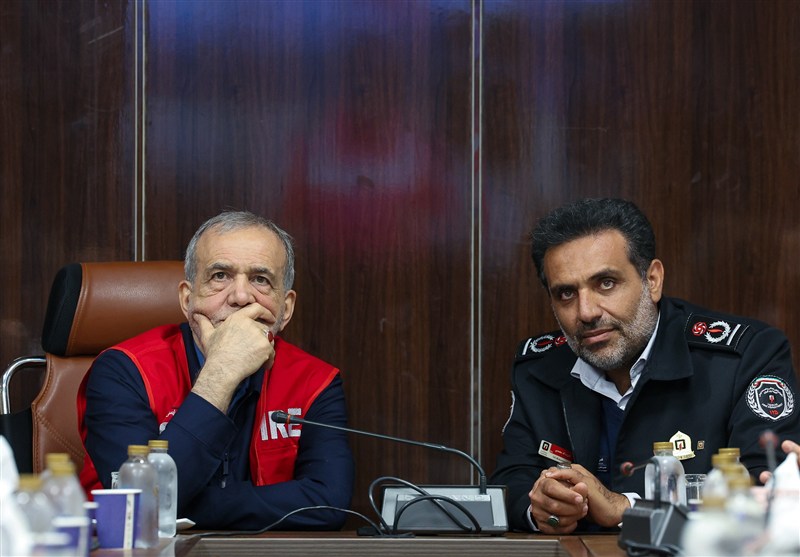 Iranian President Says Prolonged Conflict Benefits No Side