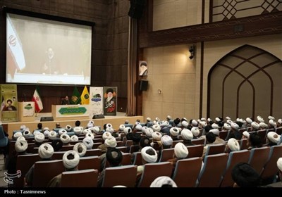 همایش روحانیون، معین و معینه‌های کاروان‌های حج 1405 در قم برگزار شد