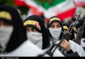رزمایش بزرگ دختران جان‌فدای ایران در قم
