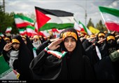رزمایش بزرگ دختران جان‌فدای ایران در قم 