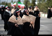 رزمایش بزرگ دختران جان‌فدای ایران در قم 