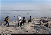 با افزایش آب، دریاچه جانی دوباره گرفته است، فعالیت قایق ها دوباره آغاز شده و مردم برای تفریح و گذران اوقات فراغت به دریاچه سفر می کنند