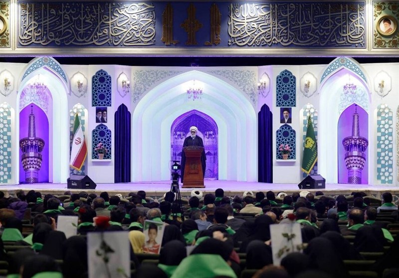 شهدای میناب حماسه‌سازان مظلومیت انقلاب اسلامی هستند