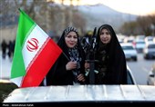 رژه خودرویی بانوان جان فدا در همدان