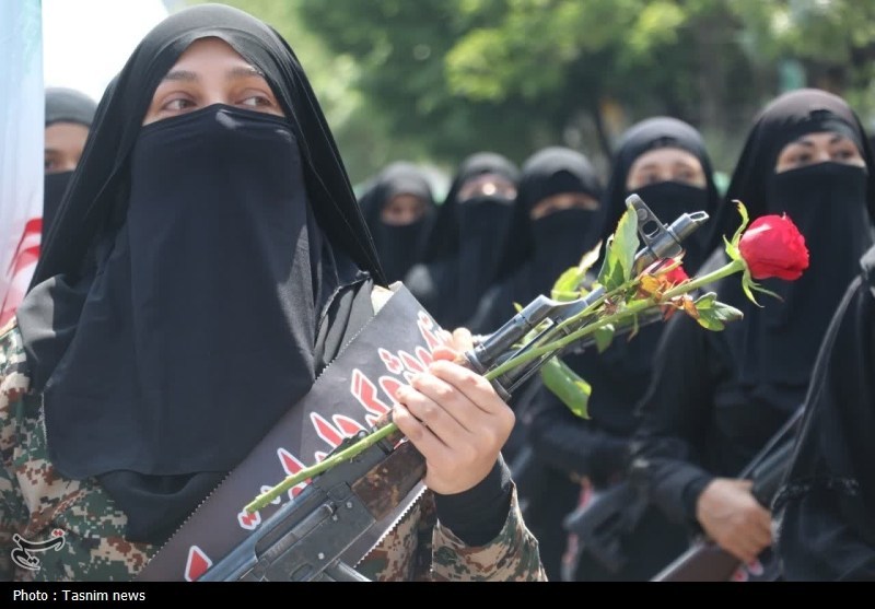 مشهد مقدس , اخبار مشهد , بسیج سازندگی , بسیج دانشجویی , بسیج اساتید , بسیج هنرمندان , خراسان رضوی , رژه , سپاه پاسداران انقلاب اسلامی , جنگ آمریکا و رژیم صهیونیستی علیه ایران , زنان , 