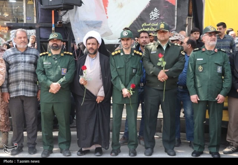 مشهد مقدس , اخبار مشهد , بسیج سازندگی , بسیج دانشجویی , بسیج اساتید , بسیج هنرمندان , خراسان رضوی , رژه , سپاه پاسداران انقلاب اسلامی , جنگ آمریکا و رژیم صهیونیستی علیه ایران , زنان , 