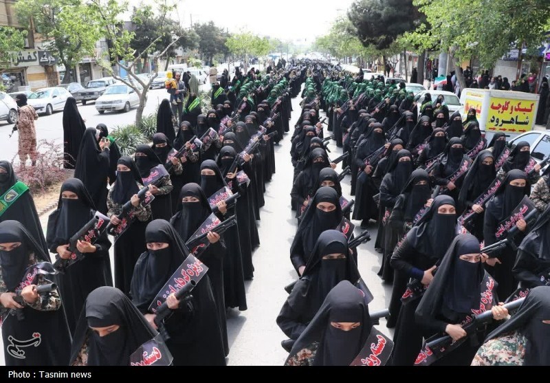 مشهد مقدس , اخبار مشهد , بسیج سازندگی , بسیج دانشجویی , بسیج اساتید , بسیج هنرمندان , خراسان رضوی , رژه , سپاه پاسداران انقلاب اسلامی , جنگ آمریکا و رژیم صهیونیستی علیه ایران , زنان , 