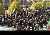 رژه باشکوه بانوان نصف‌جهان در پاسخ به تهدیدات دشمن