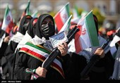 اجتماع الفتیات الایرانیات فی اصفهان ضمن حملة " فداء لایران"
