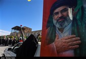 اجتماع الفتیات الایرانیات فی اصفهان ضمن حملة " فداء لایران"