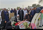 حضور 30 عالم اهل سنت و تشییع قشم در مزار گلزار شهدا و دبستان شجره طیبه میناب
