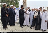 حضور 30 عالم اهل سنت و تشییع قشم در مزار گلزار شهدا و دبستان شجره طیبه میناب