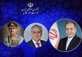 عراقجی یجری محادثات هاتفیة منفصلة مع وزیر الخارجیة وقائد الجیش الباکستانیین حول الهدنة