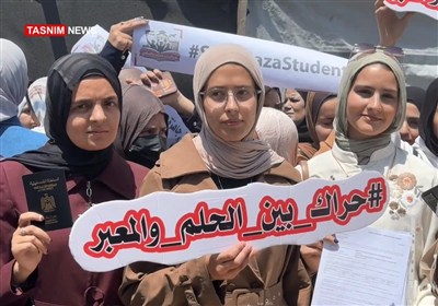 رهائن المعبر؛ إعدام مستقبل طلاب غزة العالقين
